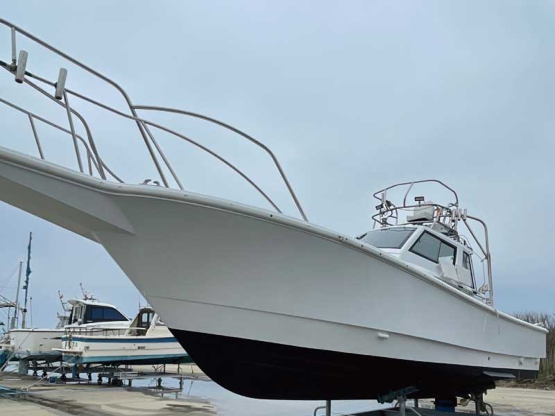 青森遊漁船 jack rize 船体外観